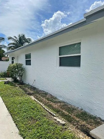 2nd image of 334 MOCKINGBIRD Lane #1