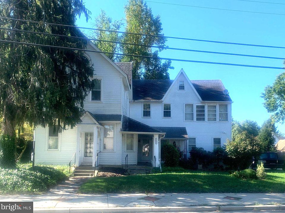 1st image of 915 Stone Rd #A