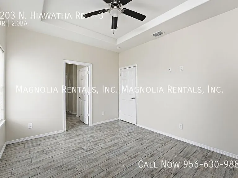 5203 N Hiawatha Dr #3 — Photo 10