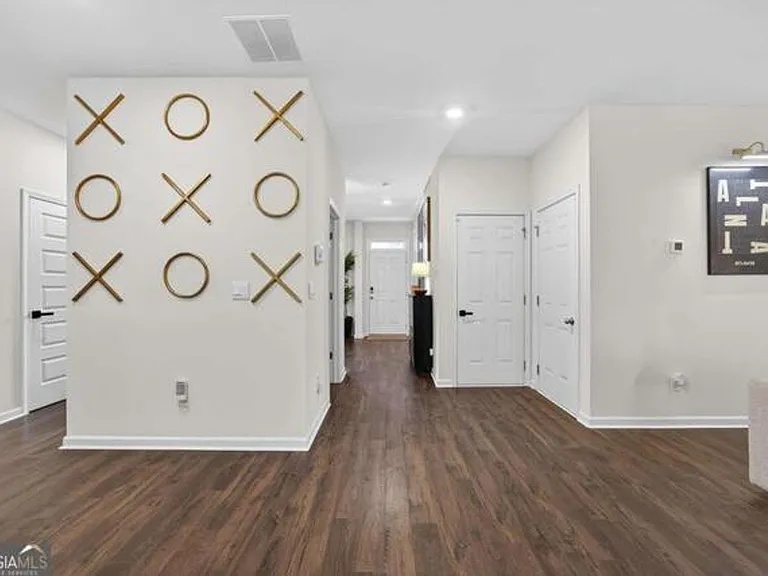 1253 Richmond Ct SE — Photo 9