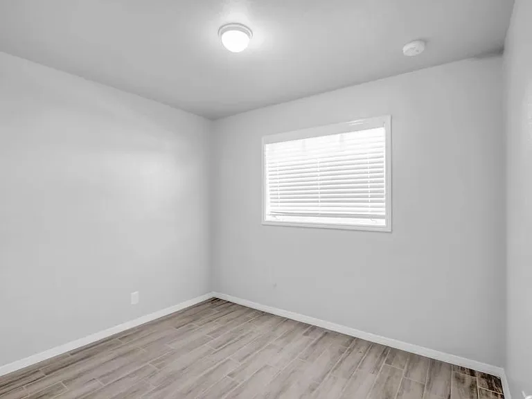 8420 Mount Ranier Dr — Photo 2