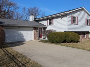 1418 Godfrey Dr, Normal, IL 61761