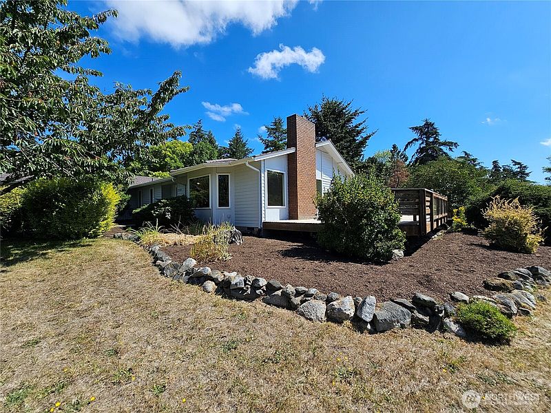 3rd image of 1445 Arnold Road