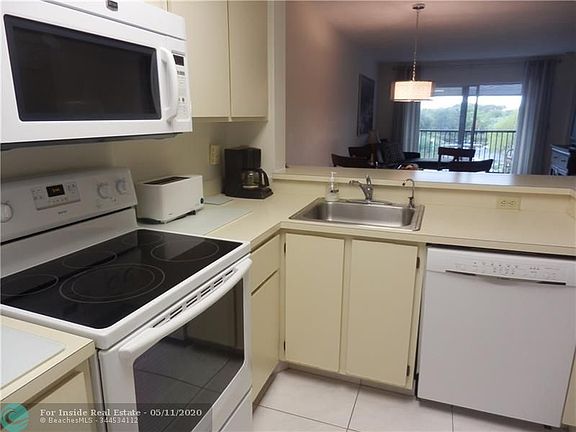3rd image of 2230 N Cypress Bend Dr APT 407