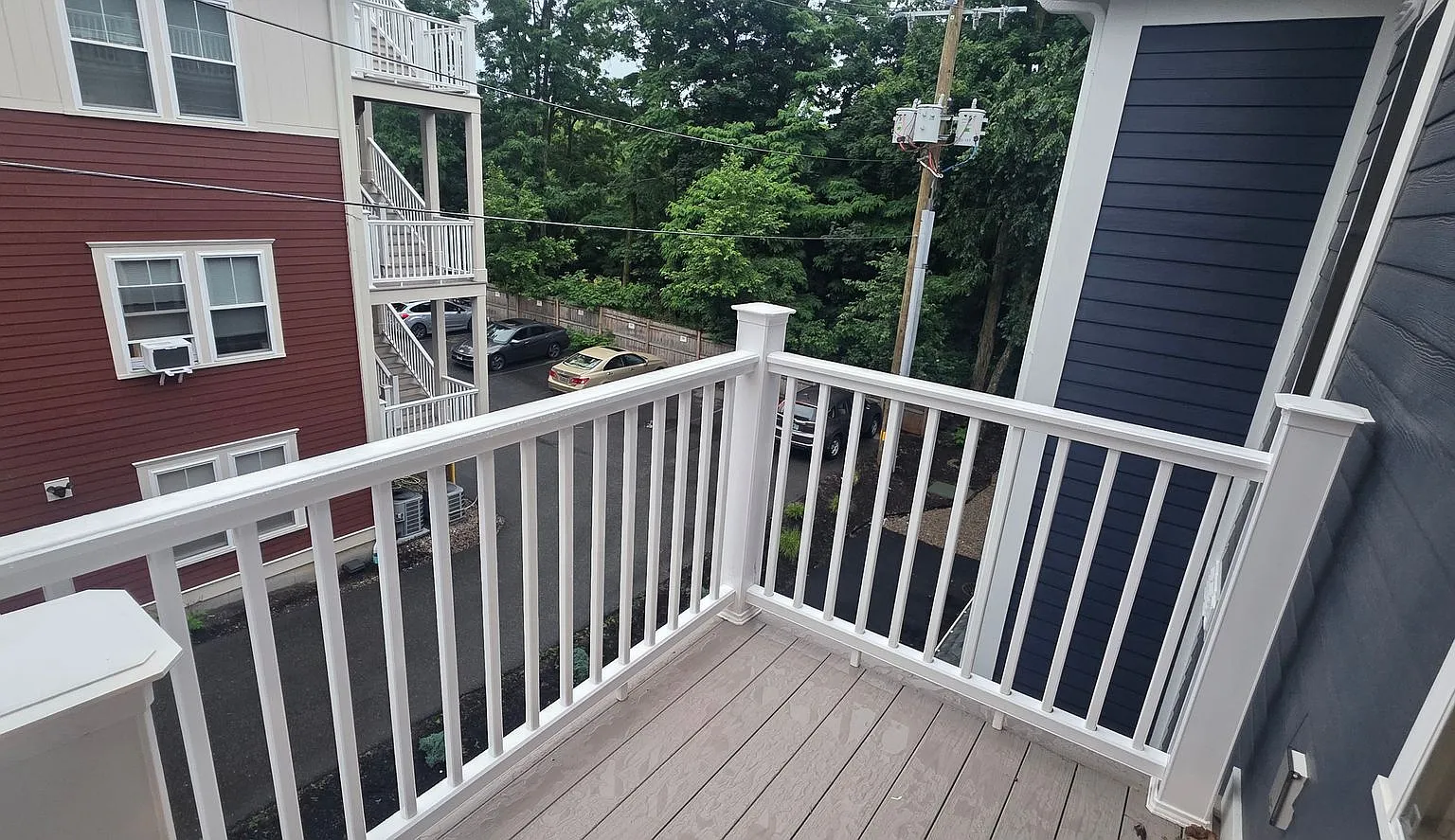 Get $1,000 On Closing! No Fee Brand New Luxury Construction, Laundry In Unit, Parking Included — Photo 3