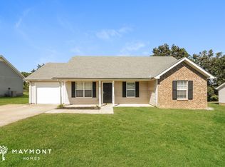 1320 Lyndsey Ridge Dr, La Vergne, TN 37086