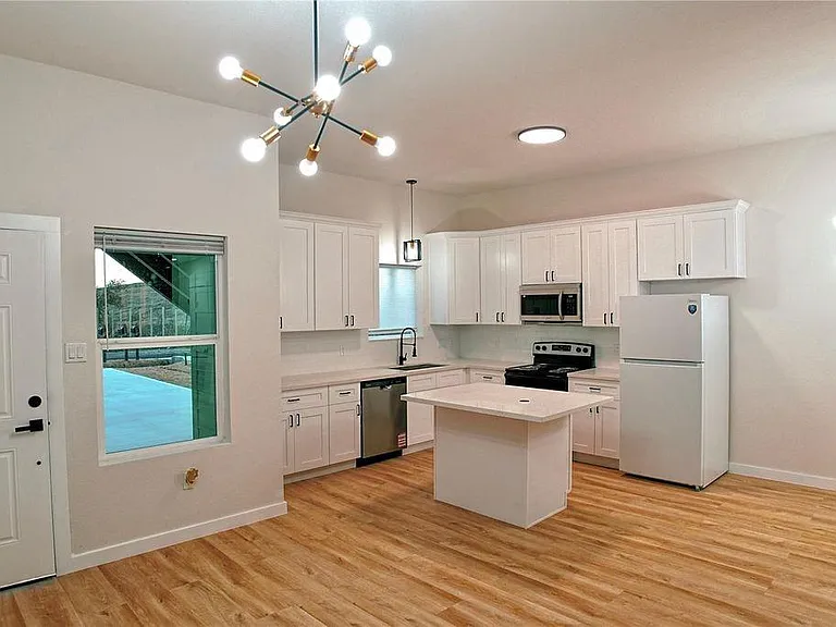 9705 Garcroft St #A — Photo 3