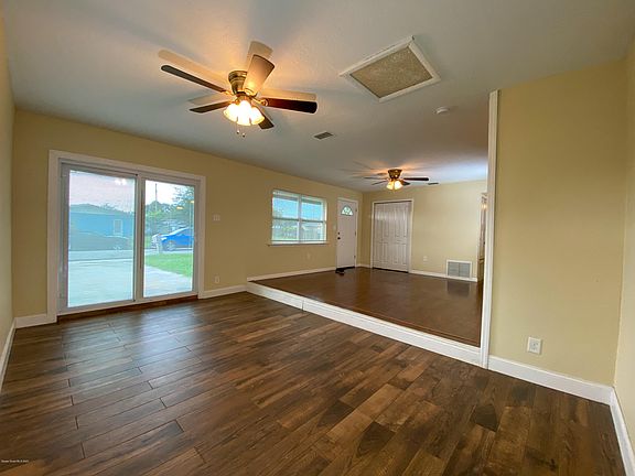 4th image of 2521 Marlowe Pl