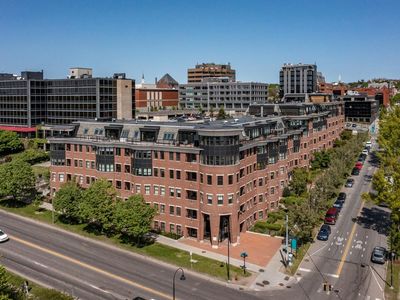 40 College Street #301, Burlington, VT, 05401