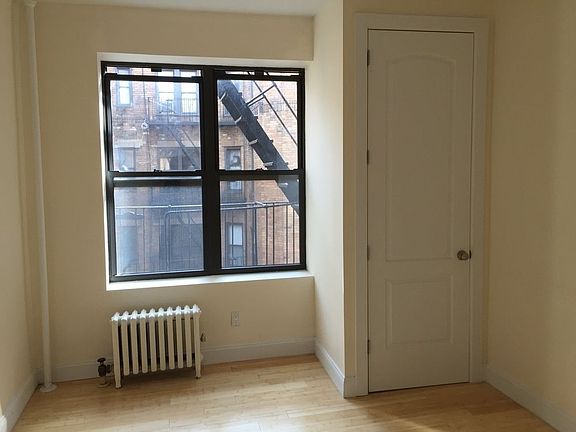 3rd image of 66 Saint Nicholas Pl APT A54
