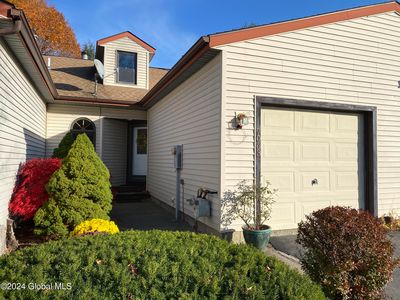 7063 Suzanne Lane, Schenectady, NY, 12303