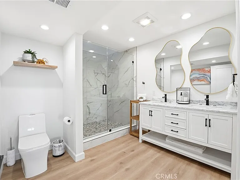83 Palm Beach Ct — Photo 26