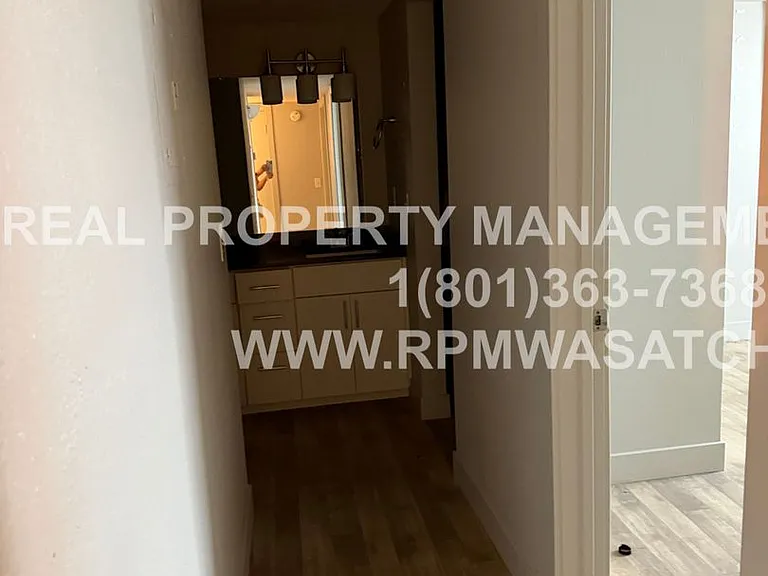 1150 E Garfield Ave — Photo 6