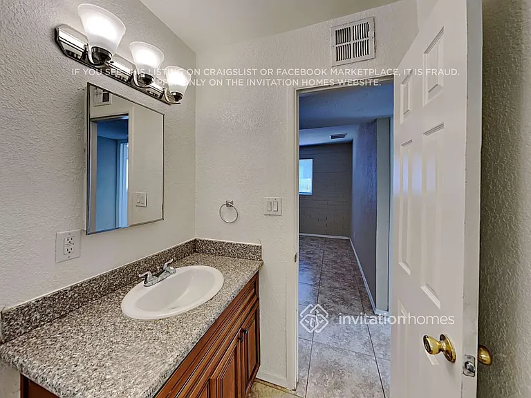 5615 W Campbell Ave — Photo 13