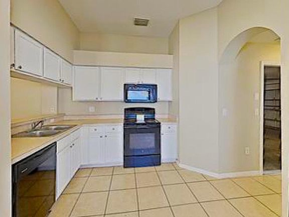 5th image of 4345 Saint Hills Blvd