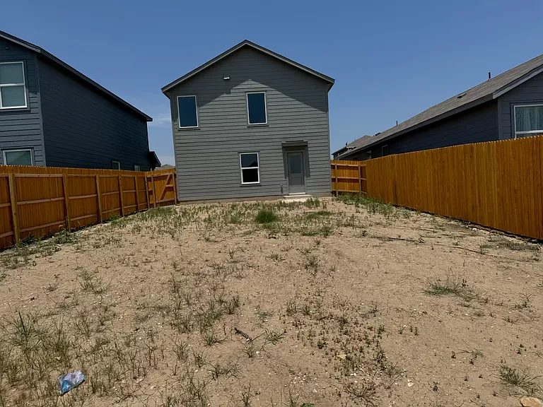 11654 Dog Rose — Photo 15