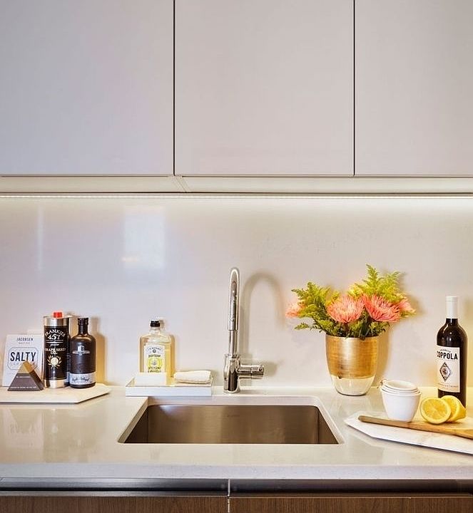 1st image of 605 W 42nd St APT 60U