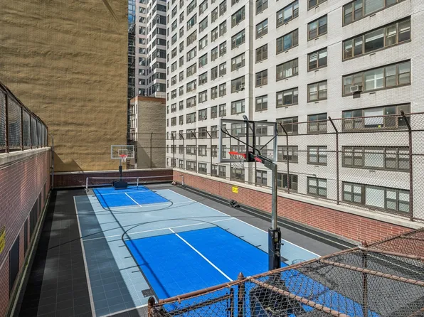 422 East 72nd Street 28D image 11 of 12