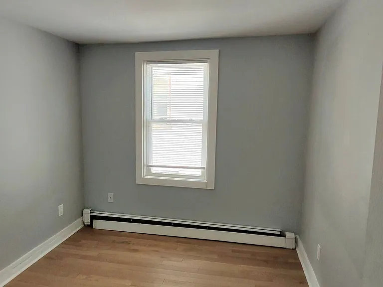 982 Pembroke St #2L — Photo 6