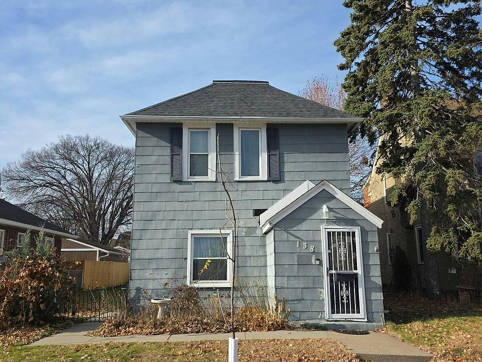 1st image of 138 6th Ave S