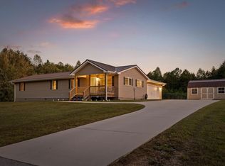 1270 Jacob Dr, Soddy Daisy, TN 37379