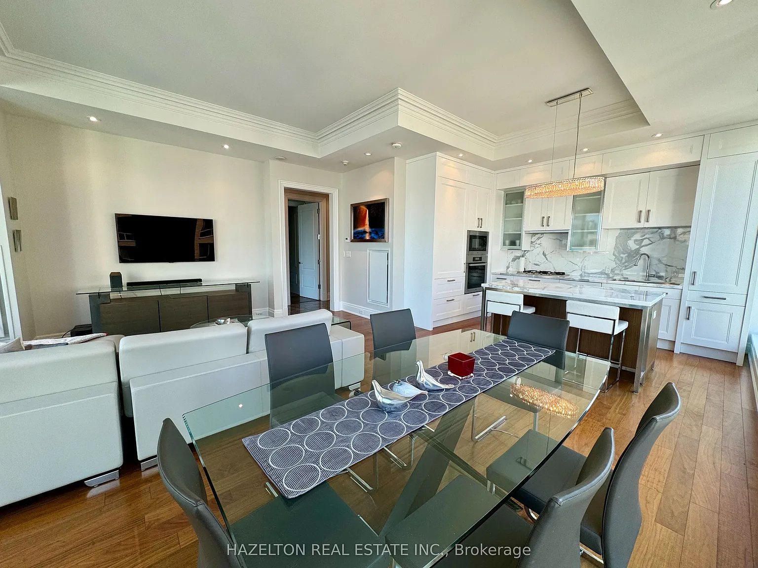1 bed, $7,900 — Photo 3