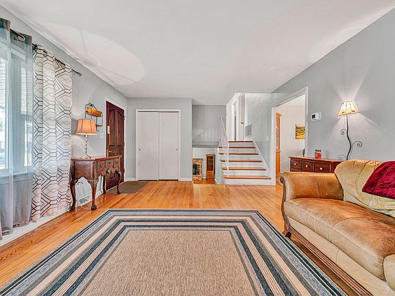 4th image of 5524 Capito St