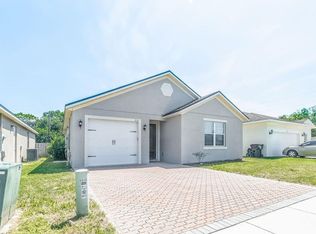 515 Hibiscus Cove Dr, Orlando, FL 32807