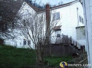 2 Cranberry Rd, Richwood, WV 26261