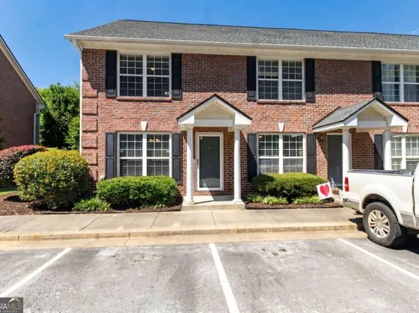 240 Cleveland Rd APT 440, Bogart, GA 30622