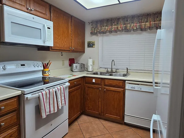 16216 E Rosetta Dr #31 — Photo 5