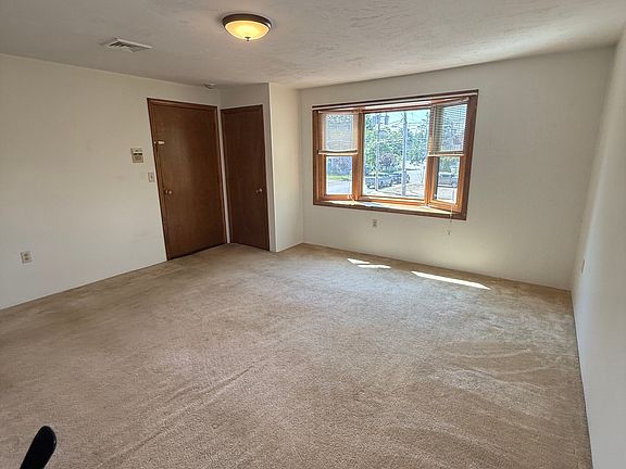 3rd image of 14 Church St APT 2