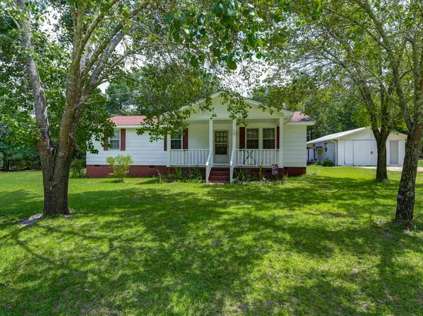 409 Hayride Rd, Gilbert, SC 29054