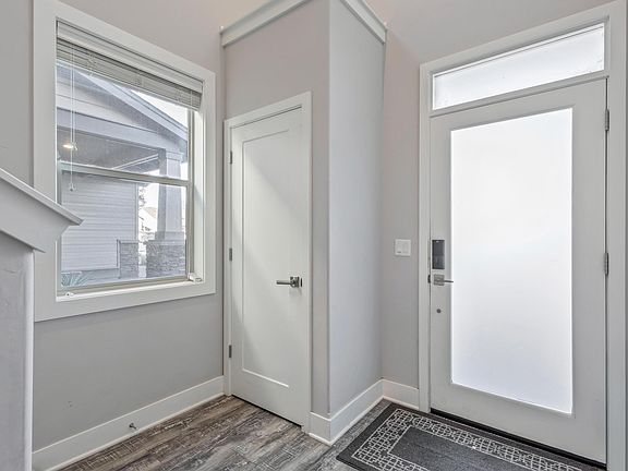 4th image of 61108 SE Stari Most Loop