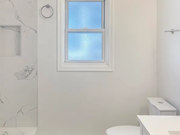 734 Kennedy Boulevard image 8 of 10