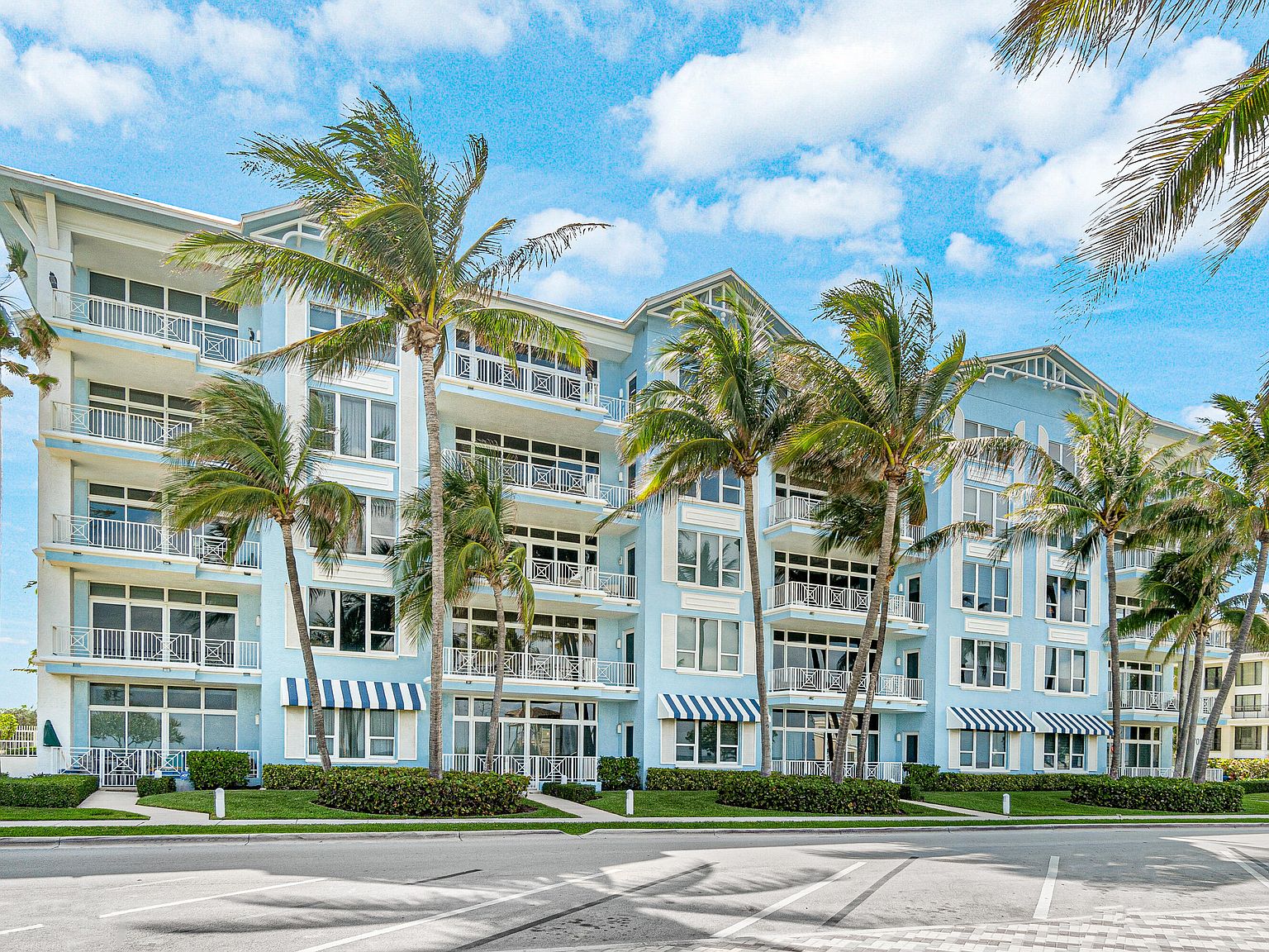 【kou様】高島屋別注 フェリージ 8637/7DS 701 SE 21st Avenue #301, Deerfield Beach, FL 33441 | MLS
