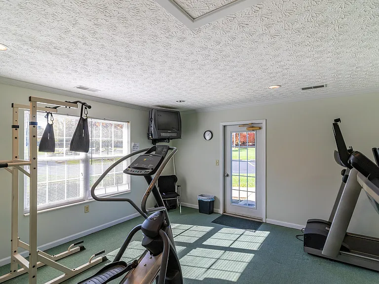4465 Burbank Rd #7C — Photo 9