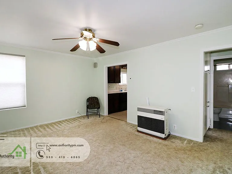 6530 Dale Ln — Photo 3