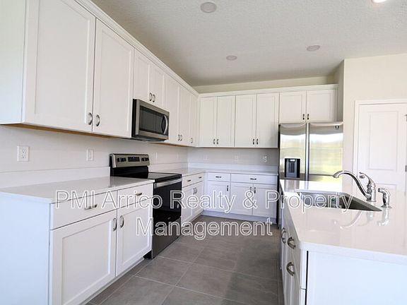 5th image of 10914 Quickwater Ct