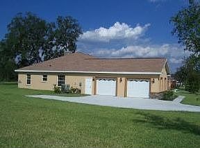 1st image of 270 NW 113th Cir