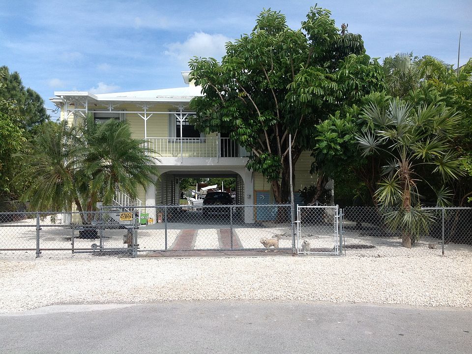 1st image of 1575 Lantana Ln
