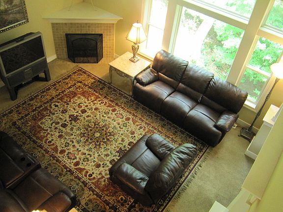4th image of 2365 Longmeadow St NW