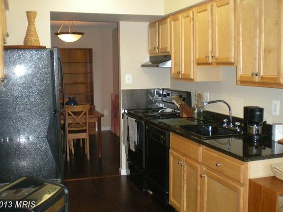 5th image of 4500 S Four Mile Run Dr APT 1127