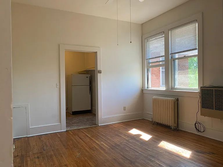 1225 Highland Ave #9 — Photo 12