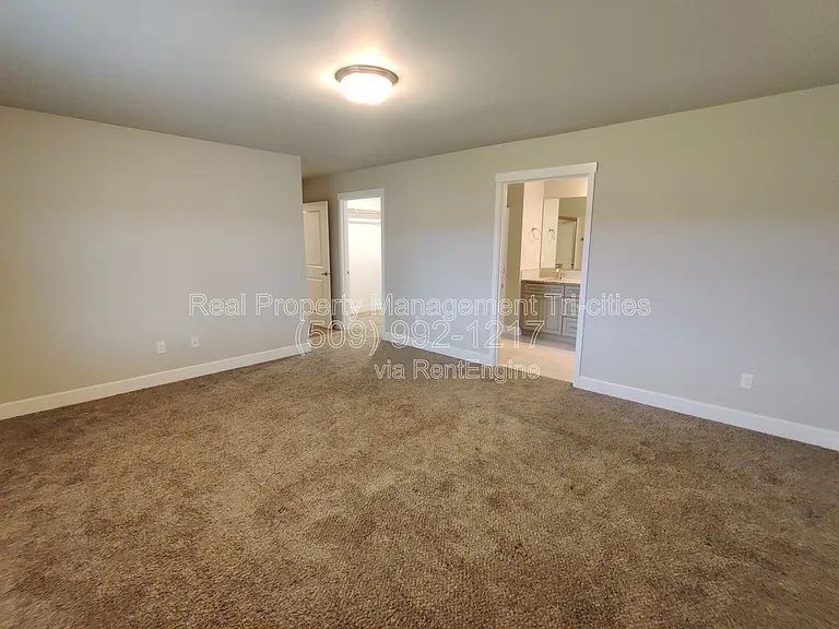 8209 Coldwater Dr — Photo 7