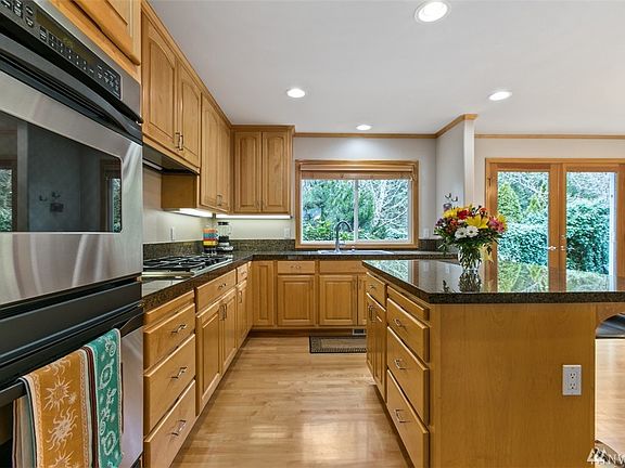 5th image of 2913 256th Ct SE