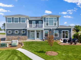 1432 Tenny Ave #201, Waukesha, WI 53189