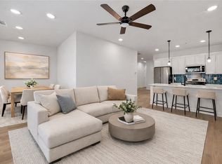 1703 Cuppett Cir, Pea Ridge, AR 72751