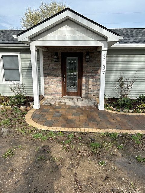 1st image of 3137 Cherrytree Ln