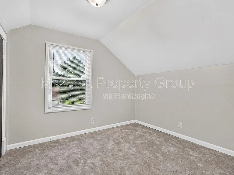 3610 Manhattan Ave — Photo 16